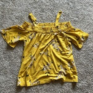 Mellóday | Yellow | Off the shoulder top